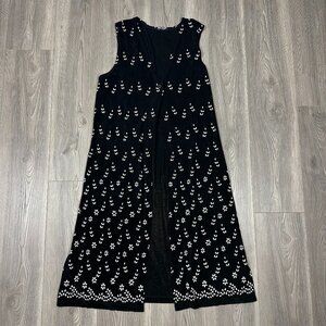 Vintage Softwear by Mark Singer Black Sleeveless Duster Vest with White‎ Pattern